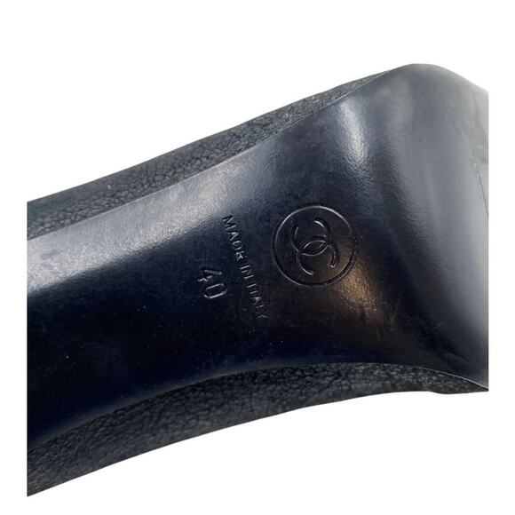 Chanel Pumps -Dark Charcoal/Black Size 40- Like New - Picture 6 of 9